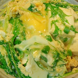豆腐と水菜の卵とじ丼